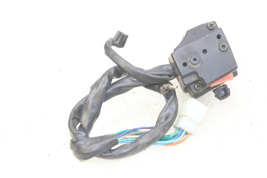 photo de LEFT HANDLEBAR SWITCH YAMASAKI RAPTOR 50 (2013 - 2018) - Alternative perspective