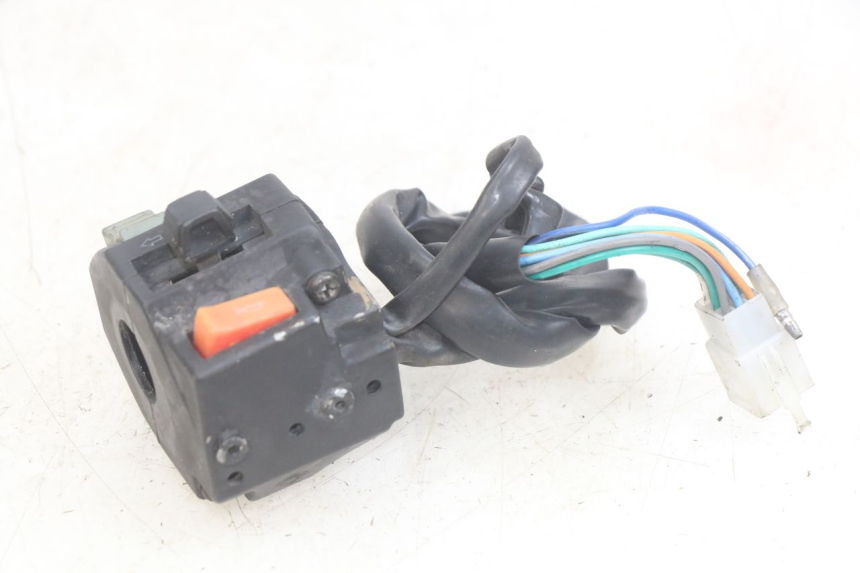photo de LEFT HANDLEBAR SWITCH YAMASAKI ROADSTER 50 (2013 - 2018) - Alternative perspective