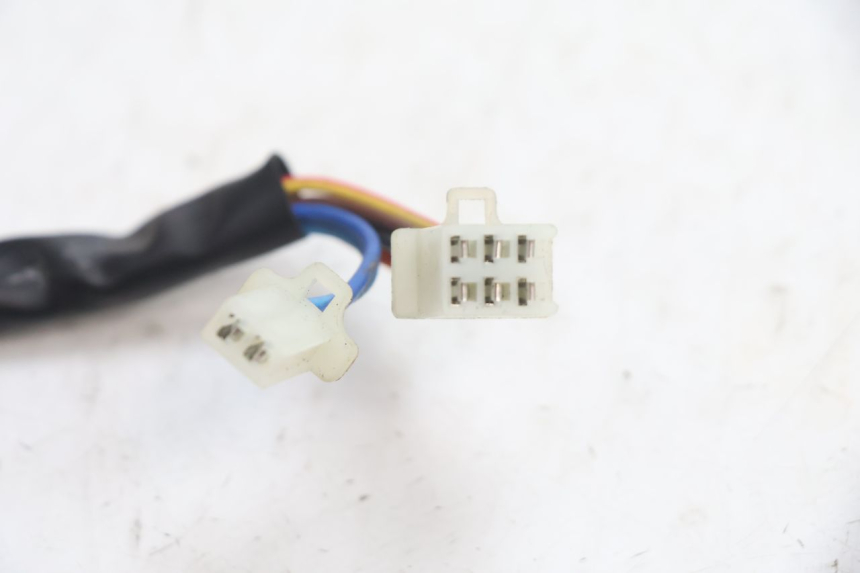 photo de LEFT HANDLEBAR SWITCH TNT MOTOR ROMA 10' 4T 50 (2007 - 2018) - Fixing points details