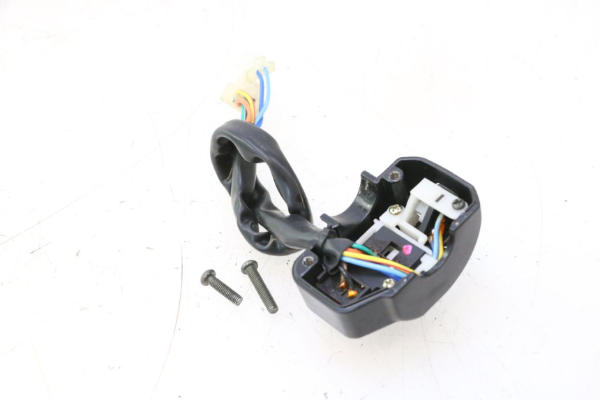 photo de LEFT SWITCH TNT MOTOR ROMA 12' 2T 50 (2007 - 2018) - Zoom on usage condition