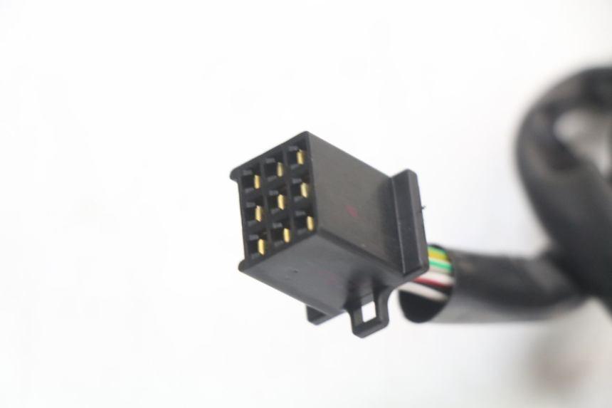 photo de LEFT SWITCH ROYAL ENFIELD SCRAM 411 (2022 - 2024) - Surface and material condition