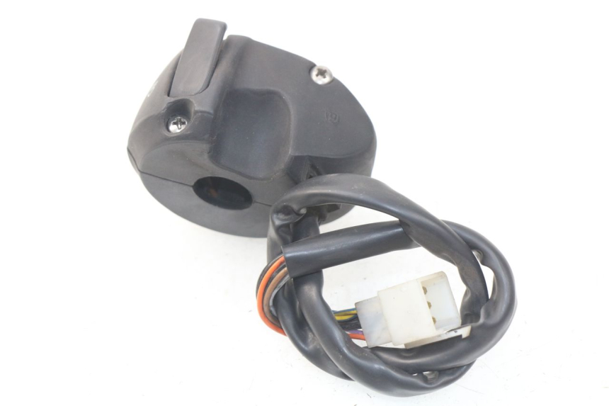 photo de LEFT SWITCH PEUGEOT SATELIS 300 (2012 - 2015) - Alternative perspective