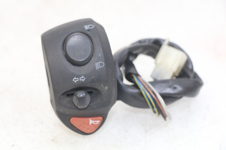 photo de LEFT HANDLEBAR SWITCH PEUGEOT SATELIS 125 (2010 - 2012) - Main view