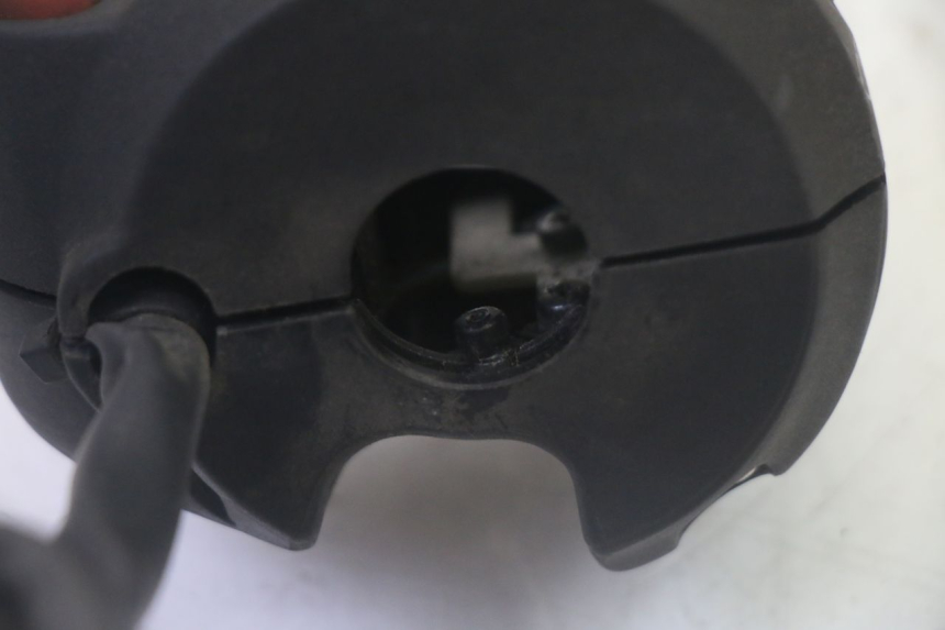 photo de LEFT HANDLEBAR SWITCH PEUGEOT SATELIS 125 (2006 - 2009) - Product overview