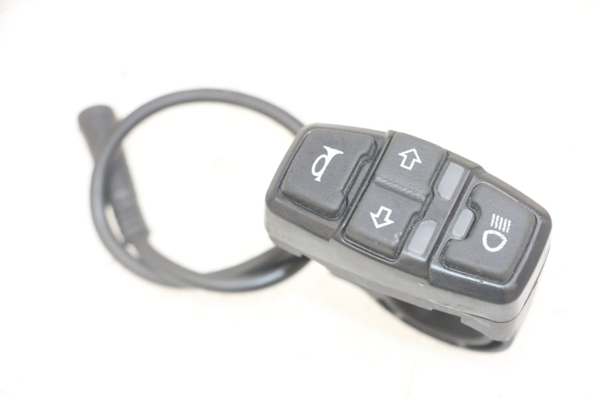 photo de LEFT SWITCH NAMI STELLAR 1 - Component detail