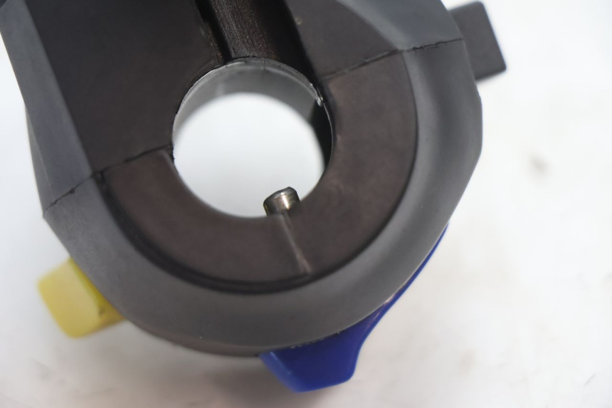 photo de LEFT SWITCH YAMASAKI STREET 50 (2013 - 2018) - Fixing points details