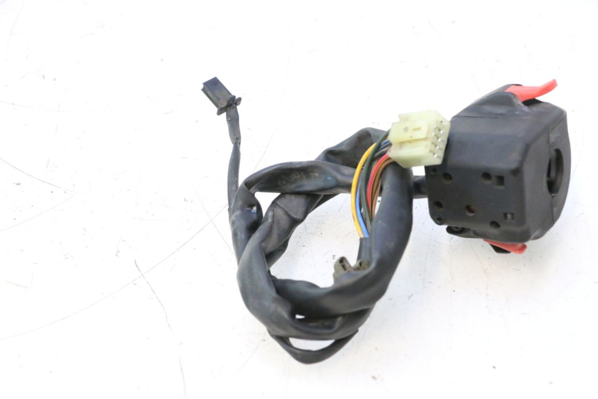 photo de LEFT SWITCH YAMAHA TDM ABS 900 (2002 - 2014) - Surface and material condition