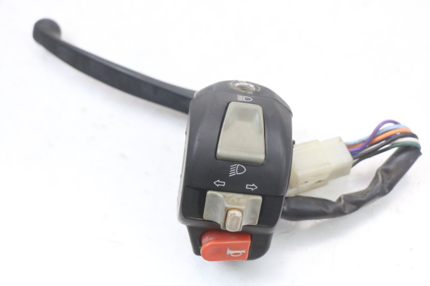 photo de LEFT SWITCH BAOTIAN TRAVEL SPIRIT 50 (2010 - 2012) - Zoom on usage condition