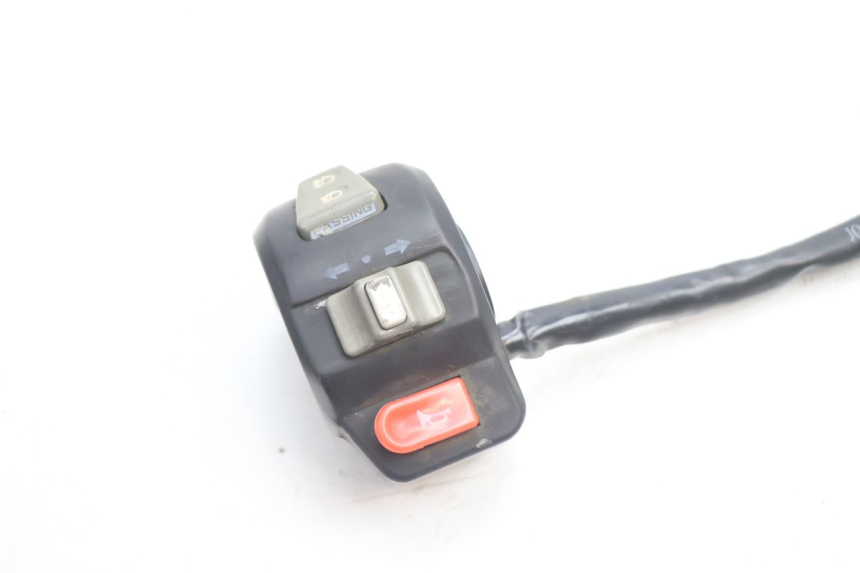 photo de LEFT HANDLEBAR SWITCH PEUGEOT V-CLIC VCLIC 50 (2007 - 2013) - Component detail