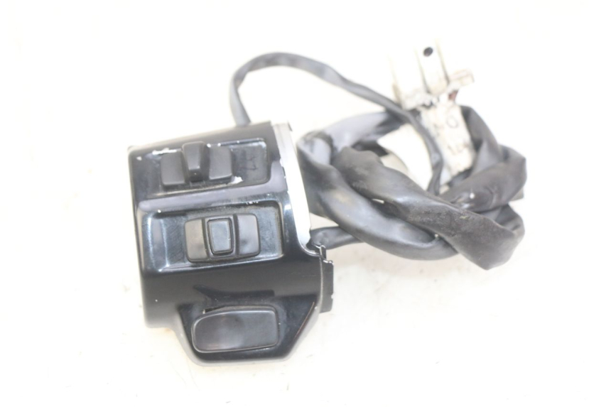 photo de LEFT HANDLEBAR SWITCH PIAGGIO VESPA SPRINT 2T 50 (2014 - 2018) - Main view