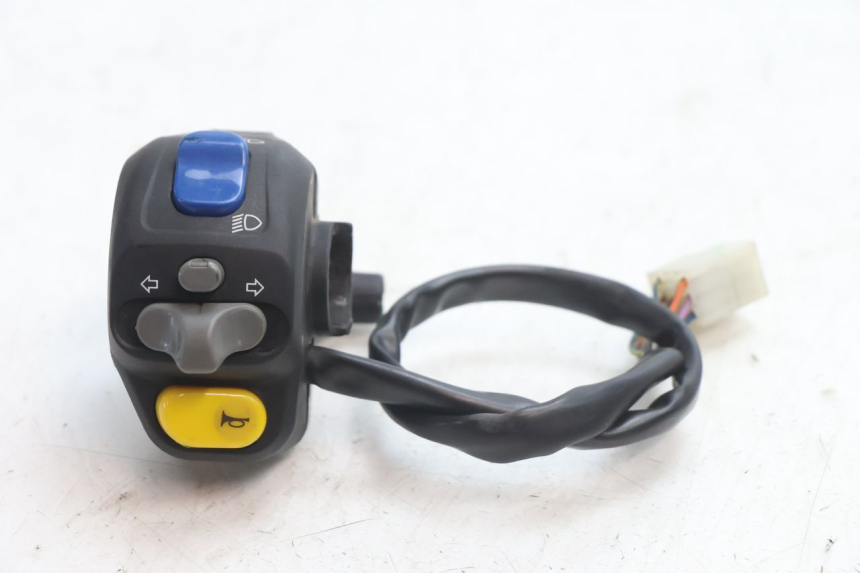 photo de LEFT SWITCH PEUGEOT VIVACITY 50 (1998 - 2003) - Main view