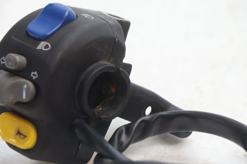 photo de LEFT SWITCH PEUGEOT VIVACITY 50 (1998 - 2003) - Product overview