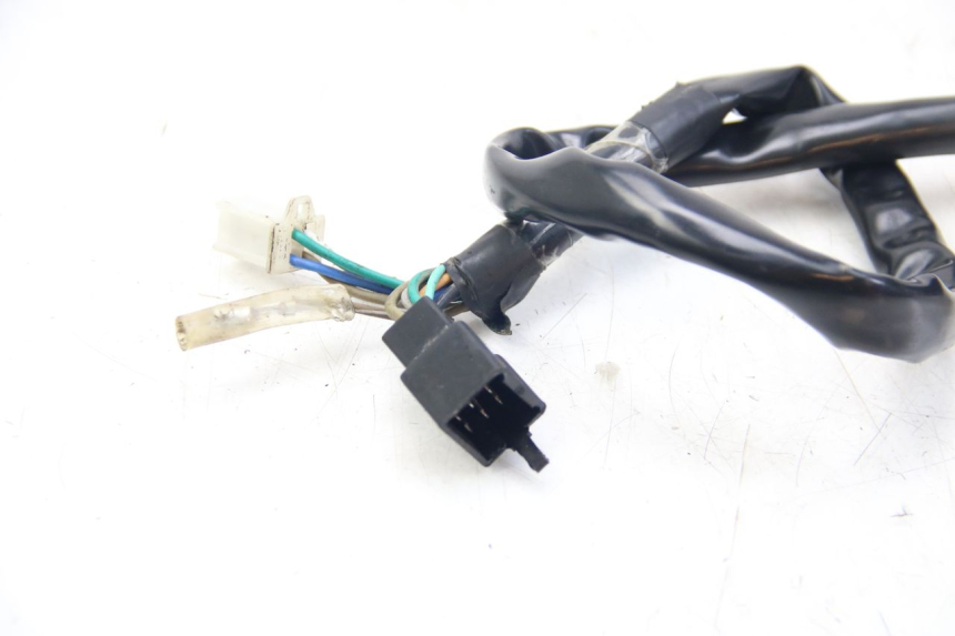 photo de LEFT HANDLEBAR SWITCH SYM WOLF SB 125 (2011 - 2018) - Technical close-up