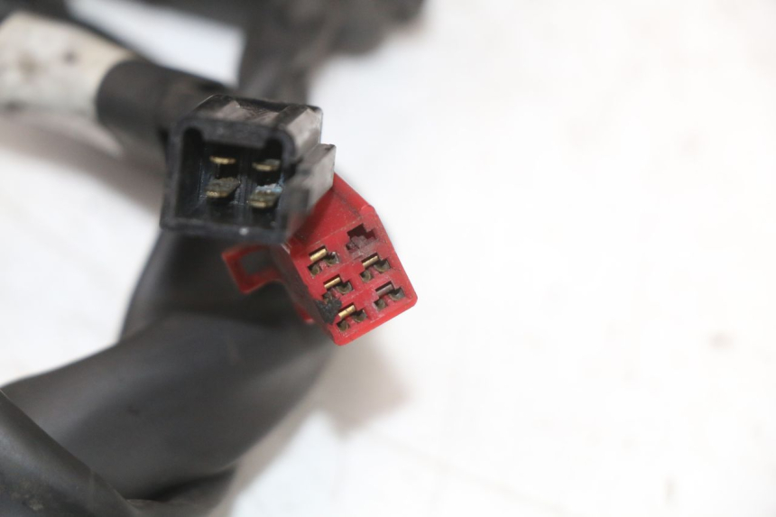 photo de LEFT HANDLEBAR SWITCH YAMAHA XMAX X-MAX ABS 125 (2017 - 2020) - Surface and material condition