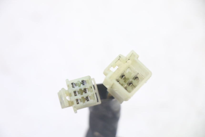 photo de LEFT HANDLEBAR SWITCH YAMAHA X-MAX XMAX 125 (2010 - 2013) - Fixing points details