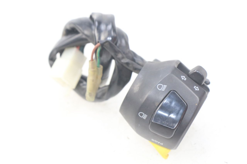 photo de LEFT HANDLEBAR SWITCH TGB X-MOTION XMOTION 125 (2008 - 2014) - Technical close-up