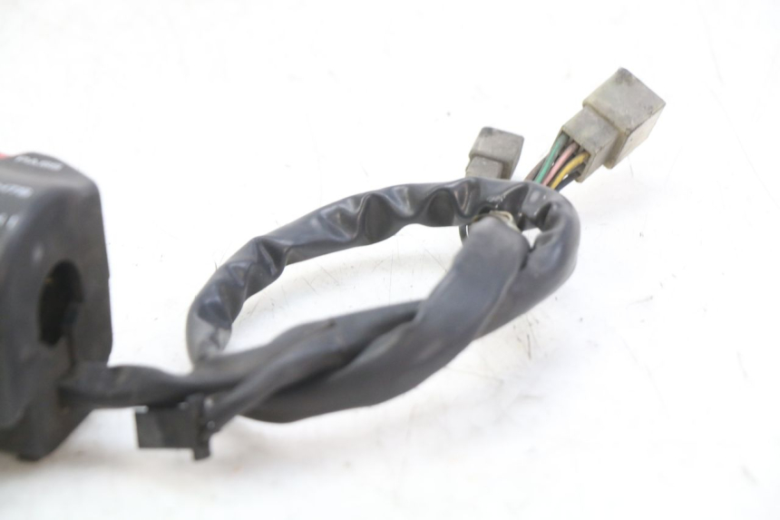 photo de LEFT SWITCH YAMAHA XJ600 XJ DIVERSION 600 (1992 - 1997) - Alternative perspective