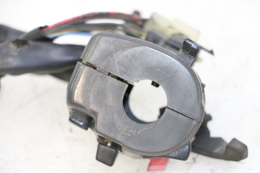 photo de LEFT SWITCH YAMAHA XJN DIVERSION 600 (2000 - 2003) - Alternative perspective