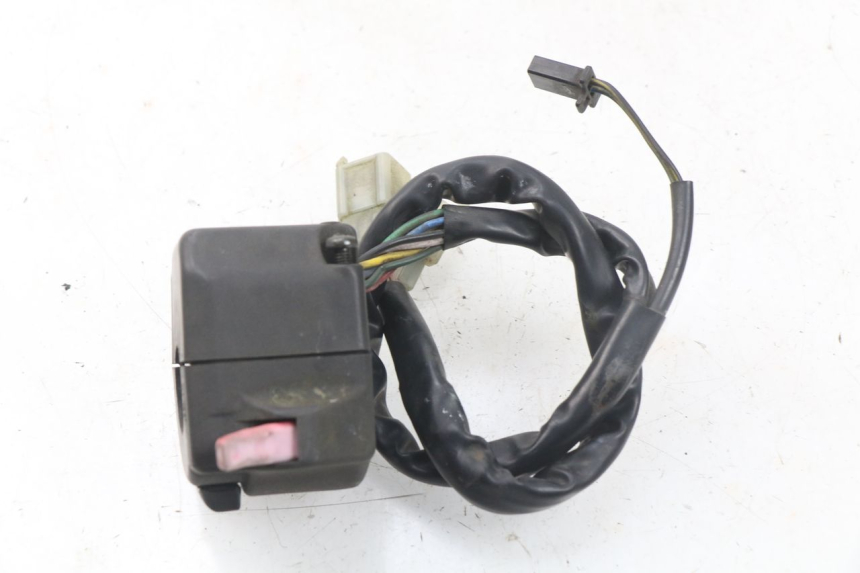 photo de LEFT SWITCH YAMAHA XJN XJ N DIVERSION 600 (1994 - 1997) - Zoom on usage condition