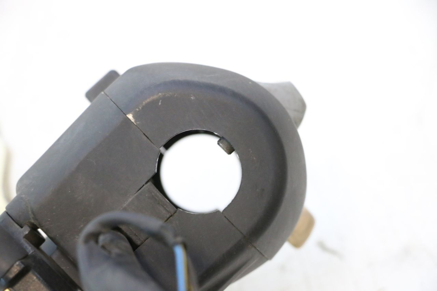 photo de LEFT SWITCH YAMAHA XP T-MAX ABS 500 (2005 - 2005) - Product overview