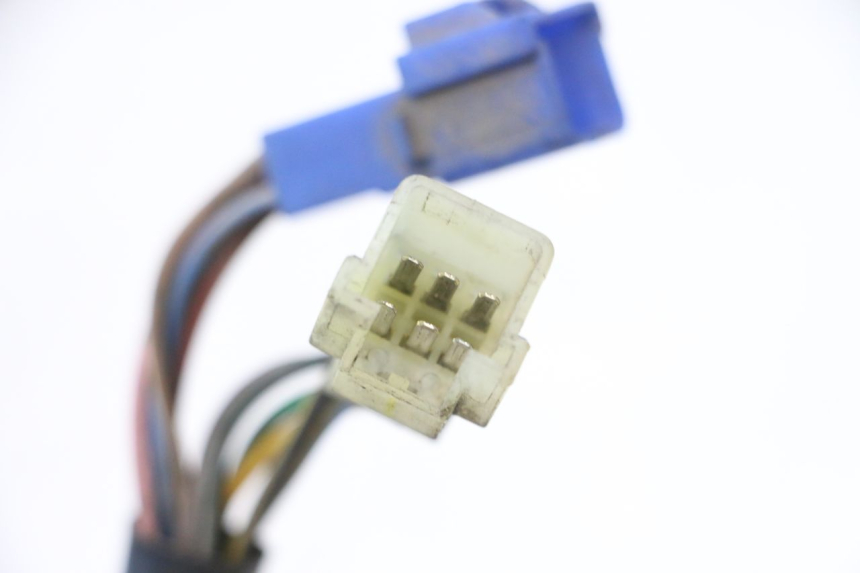 photo de LEFT SWITCH YAMAHA XP T-MAX ABS 500 (2005 - 2005) - Fixing points details
