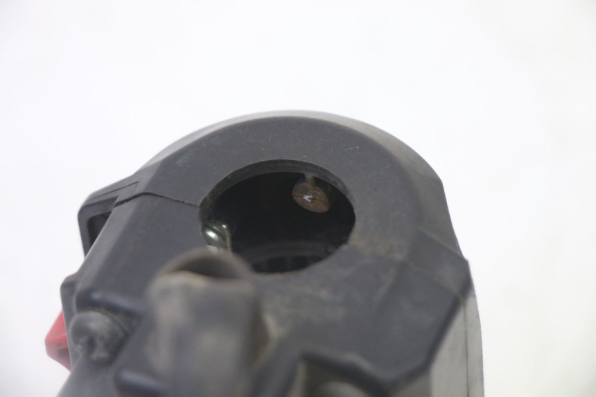 photo de LEFT SWITCH YAMAHA YFM R RAPTOR 250 (2008 - 2014) - Surface and material condition