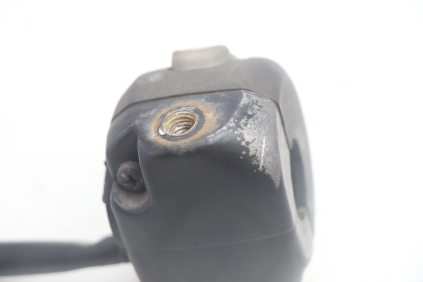 photo de LEFT HANDLEBAR SWITCH YAMAHA YP MAJESTY 125 (2002 - 2006) - Technical close-up