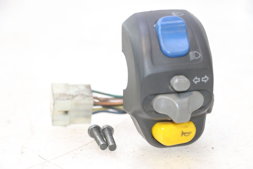 photo de LEFT HANDLEBAR SWITCH YAMAHA YP MAJESTY 125 (1998 - 2001) - Main view