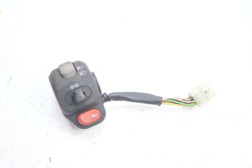 photo de LEFT HANDLEBAR SWITCH YAMAHA YP MAJESTY 125 (2002 - 2006) - Main view