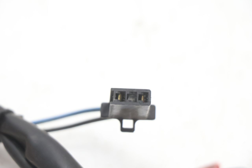 photo de LEFT SWITCH YAMAHA YZF R GENESIS 750 (1993 - 1998) - Fixing points details
