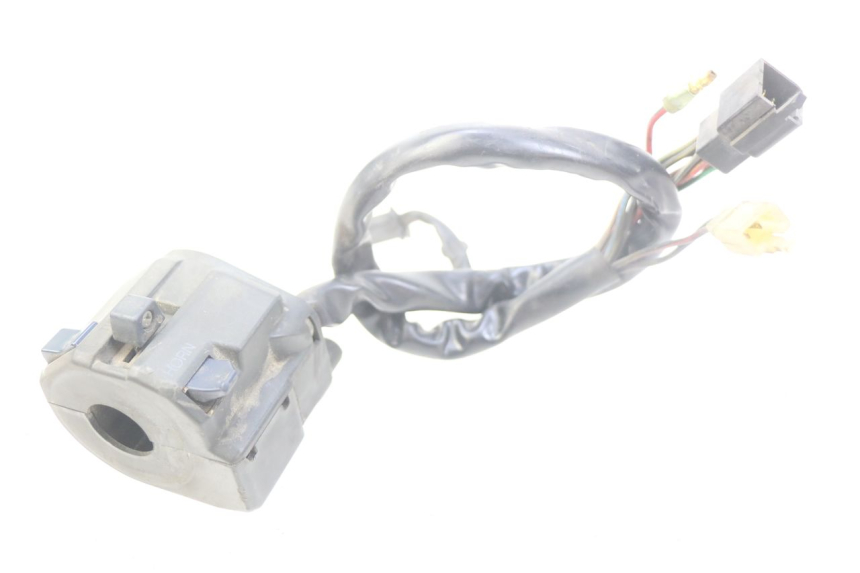 photo de LEFT HANDLEBAR SWITCH KAWASAKI ZEPHYR 1100 ( - 1995) - Zoom on usage condition