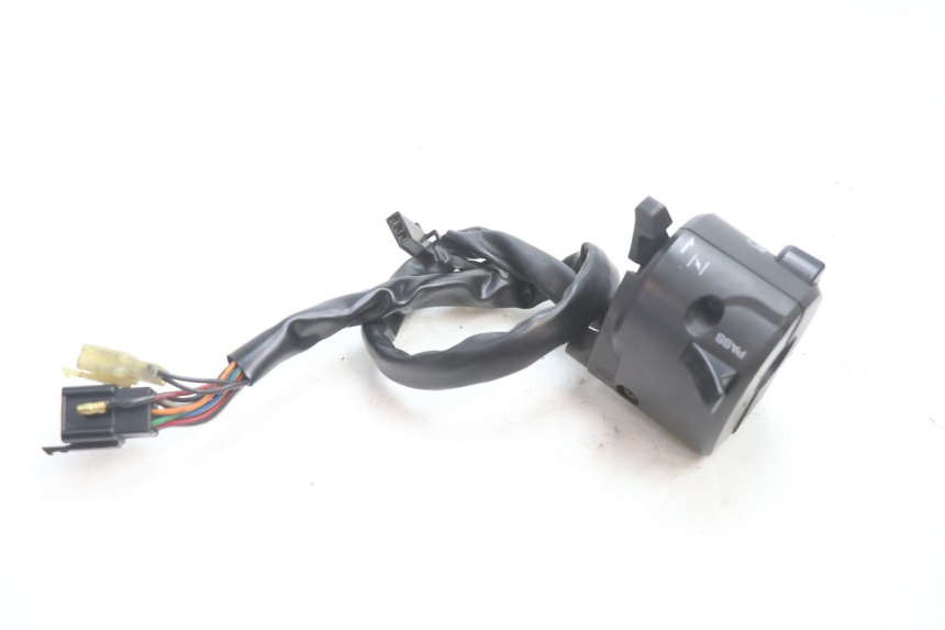 photo de LEFT SWITCH KAWASAKI ZX-6R ZX6R 600 (2000 - 2002) - Zoom on usage condition