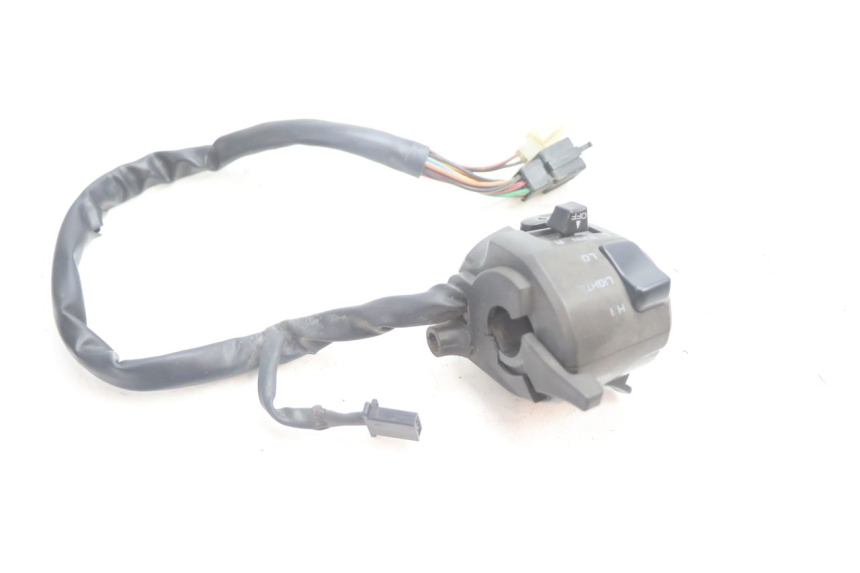photo de LEFT HANDLEBAR SWITCH KAWASAKI ZX-6R ZX6R 600 (1995 - 1997) - Zoom on usage condition