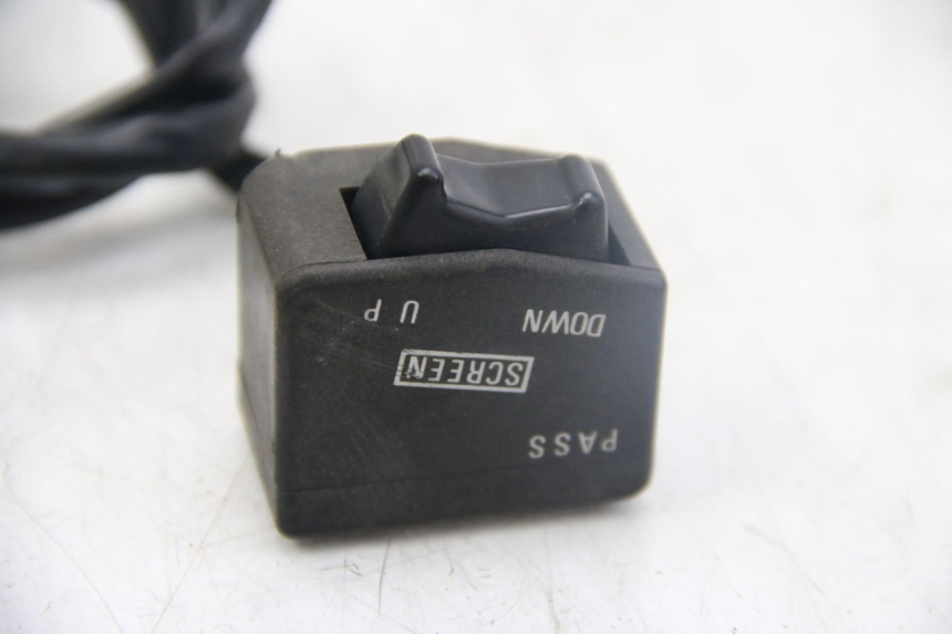 photo de COMMODO SUZUKI GSX-F GSX  F 1100 (1988 - 1994) - Component detail
