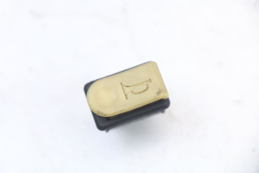 photo de HORN SWITCH PEUGEOT BUXY 50 (1993 - 1998) - Component detail