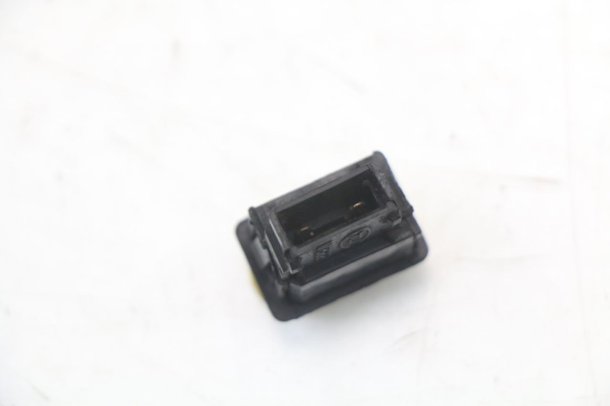 photo de HORN SWITCH PEUGEOT BUXY 50 (1993 - 1998) - Technical close-up
