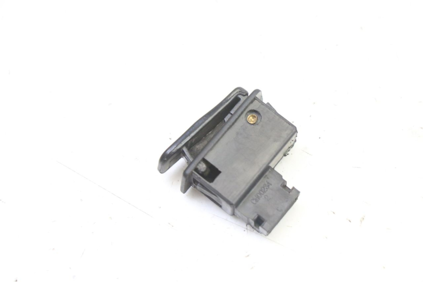 photo de HORN SWITCH SYM FIDDLE 3 III 50 (2014 - 2020) - Zoom on usage condition