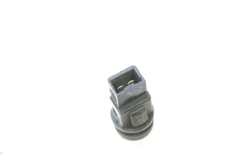 photo de HORN SWITCH PIAGGIO FLY 2T 50 (2004 - 2017) - Alternative perspective