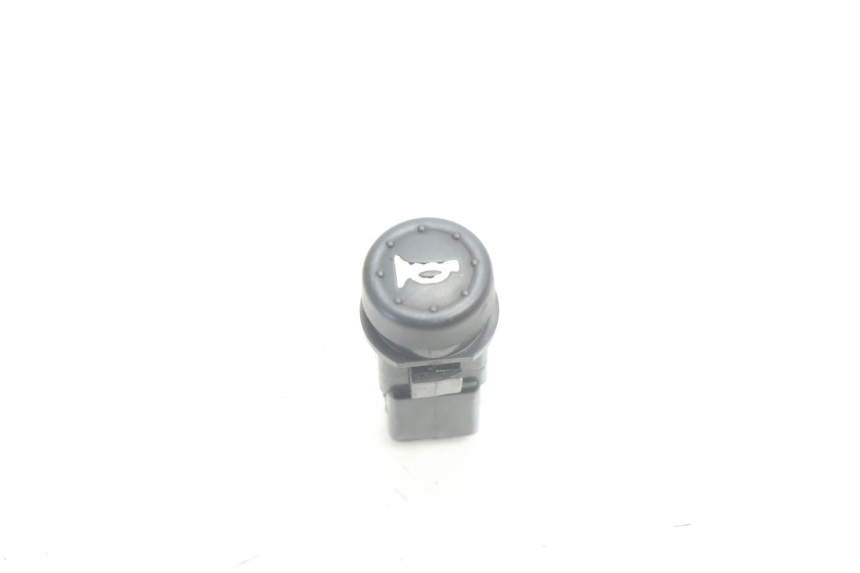 photo de HORN SWITCH PIAGGIO FLY 2T 50 (2004 - 2017) - Main view