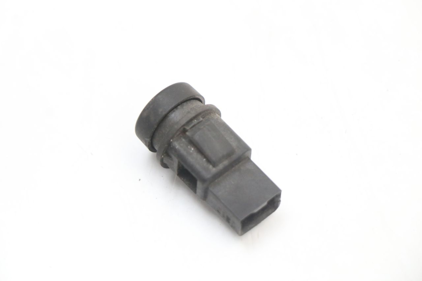 photo de HORN SWITCH PIAGGIO LIBERTY 4T 50 (2018 - 2021) - Zoom on usage condition