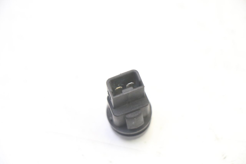 photo de HORN SWITCH PIAGGIO LIBERTY 4T 50 (2009 - 2015) - Alternative perspective