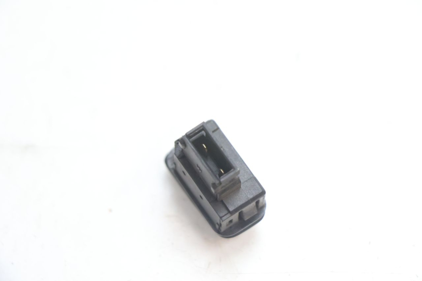 photo de HORN SWITCH PIAGGIO MP3 LT 300 (2010 - 2016) - Alternative perspective