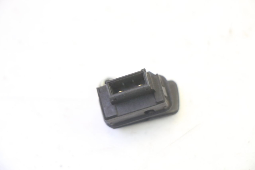 photo de HORN SWITCH PIAGGIO MP3 125 (2006 - 2014) - Alternative perspective
