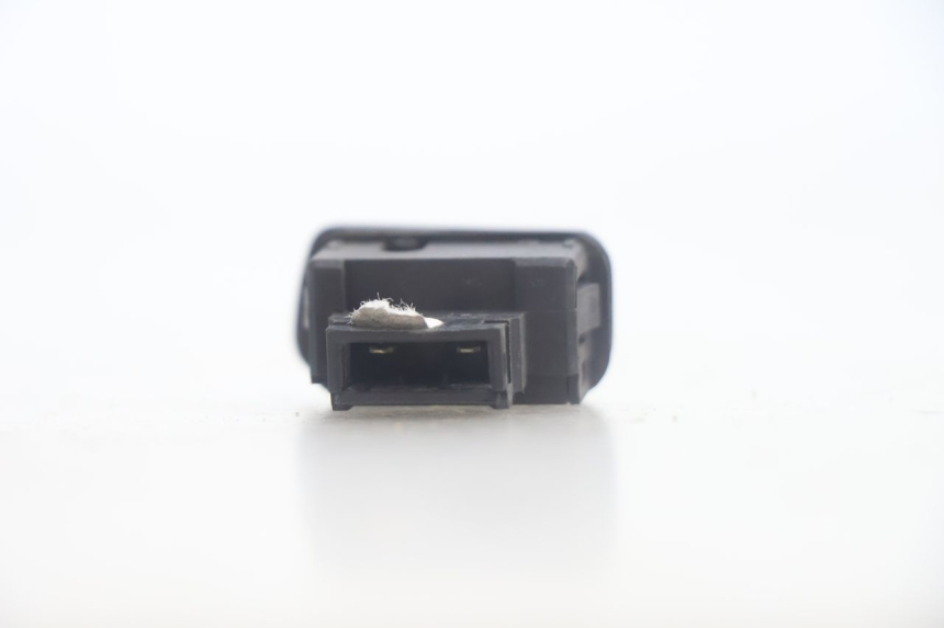 photo de HORN SWITCH PIAGGIO MP3 500 (2016 - 2018) - Alternative perspective
