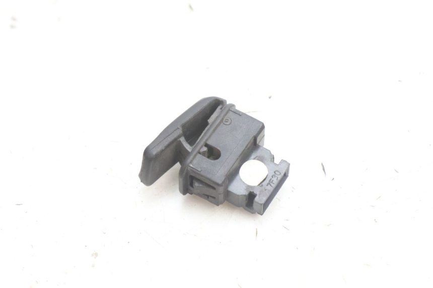 photo de HORN SWITCH PIAGGIO MP3 500 (2016 - 2018) - Alternative perspective