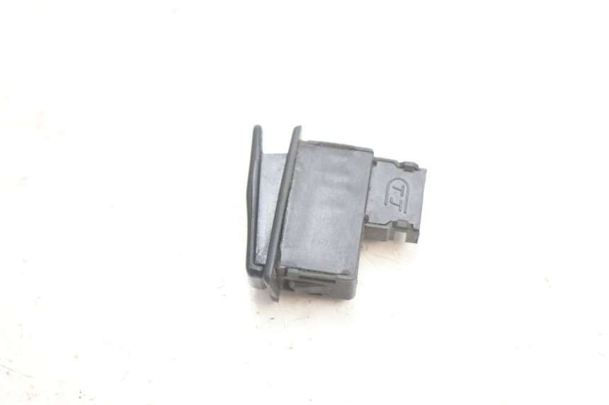 photo de HORN SWITCH KYMCO LIKE 4T 50 (2019 - 2025) - Zoom on usage condition
