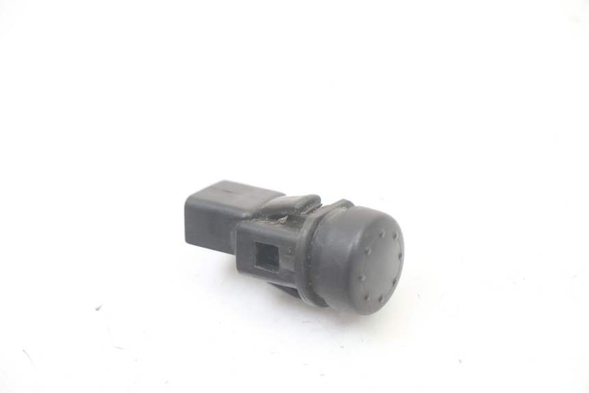 photo de HORN SWITCH PIAGGIO VESPA GRANTURISMO 125 (2003 - 2007) - Main view