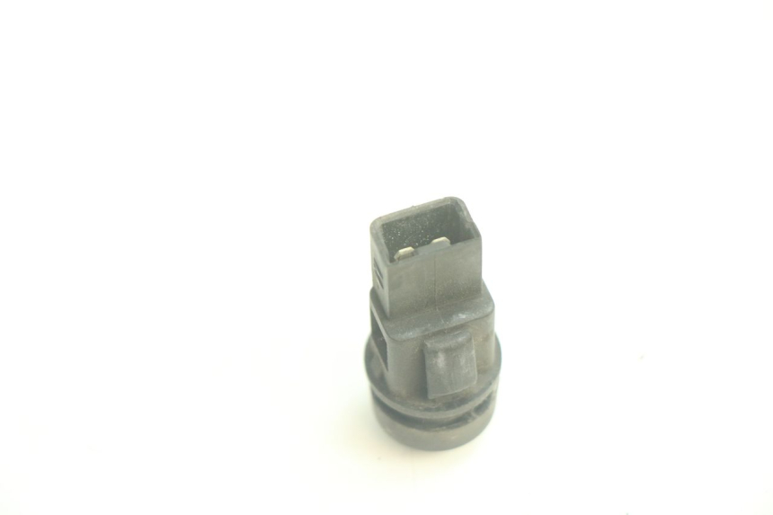 photo de HORN SWITCH GILERA STALKER 50 (2004 - 2014) - Zoom on usage condition