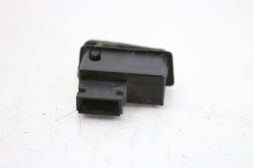 photo de HORN SWITCH PEUGEOT SV 125 (1991 - 1994) - Zoom on usage condition
