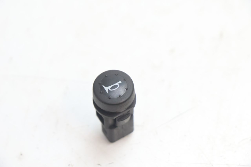 photo de HORN SWITCH PIAGGIO TYPHOON 50 (2000 - 2009) - Main view